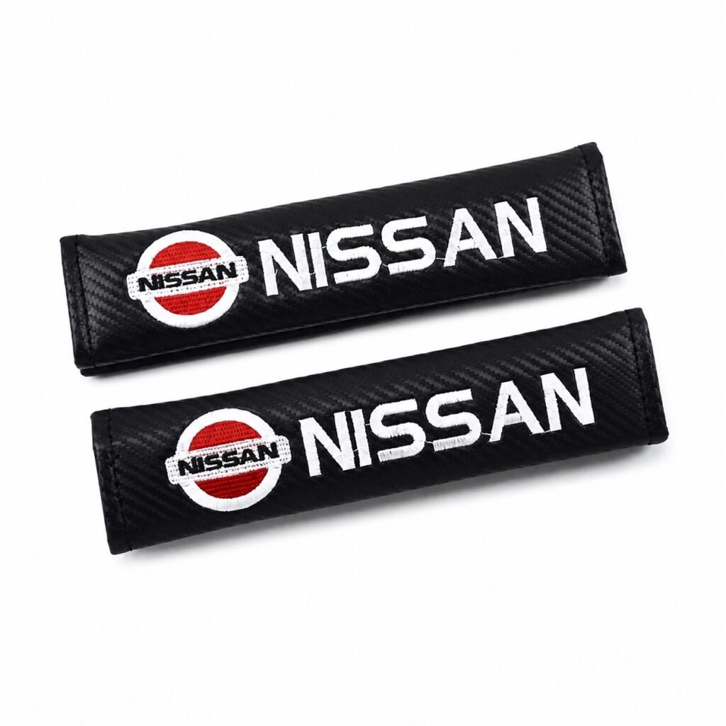 Μαξιλαράκια Ζώνης Αυτοκινήτου Carbon 23x6cm 2τμχ NISSAN (HW-0399)